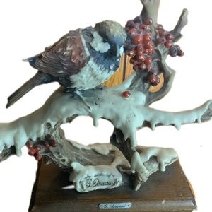 Collectible Giuseppe Armani Sparrow in Snow